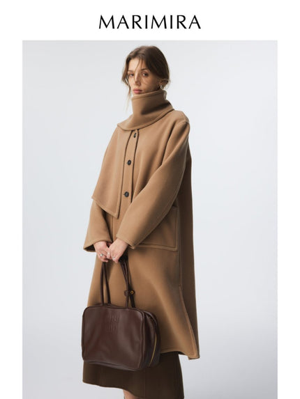 Long and wide coat